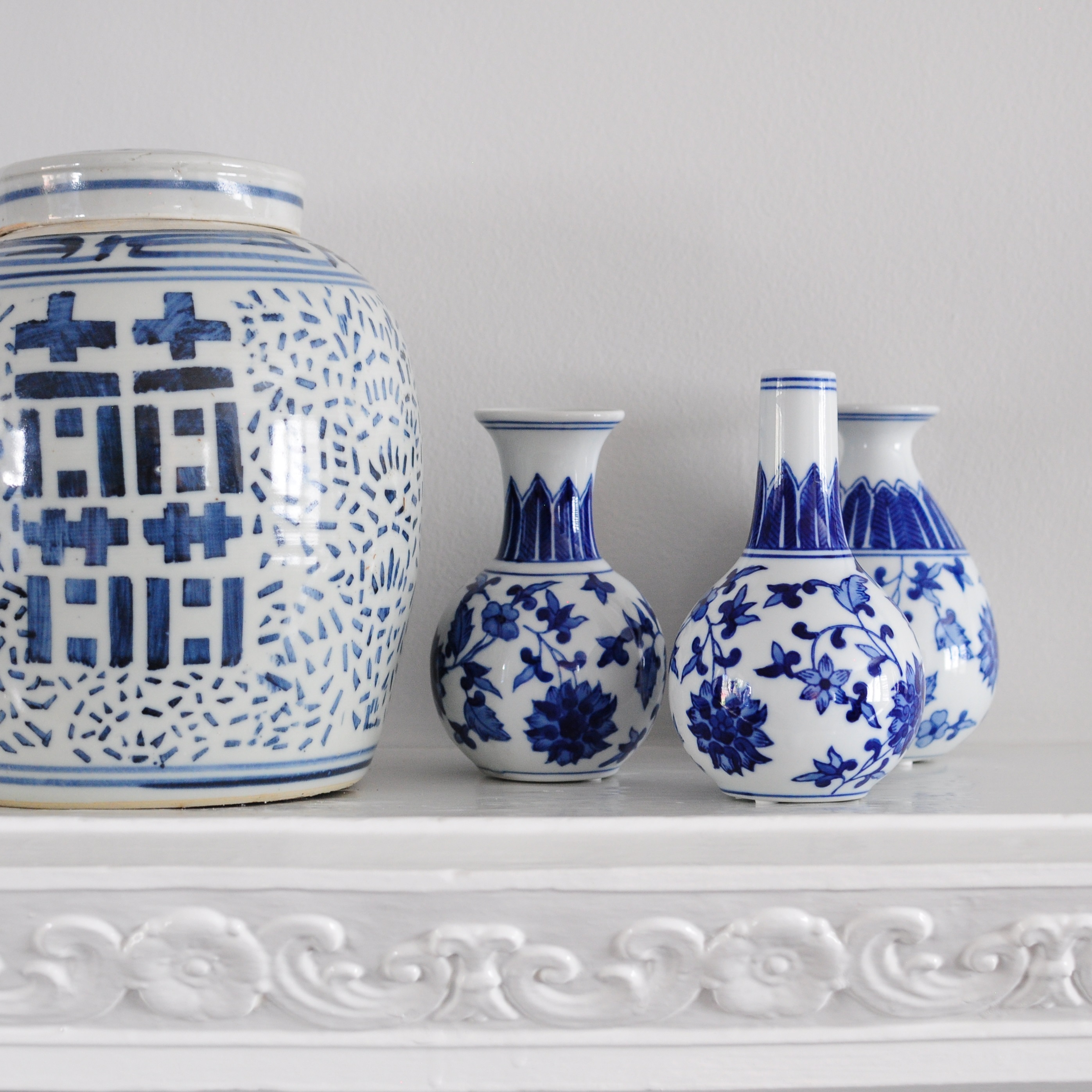 Chinoiserie Chic Bud Vases (3)