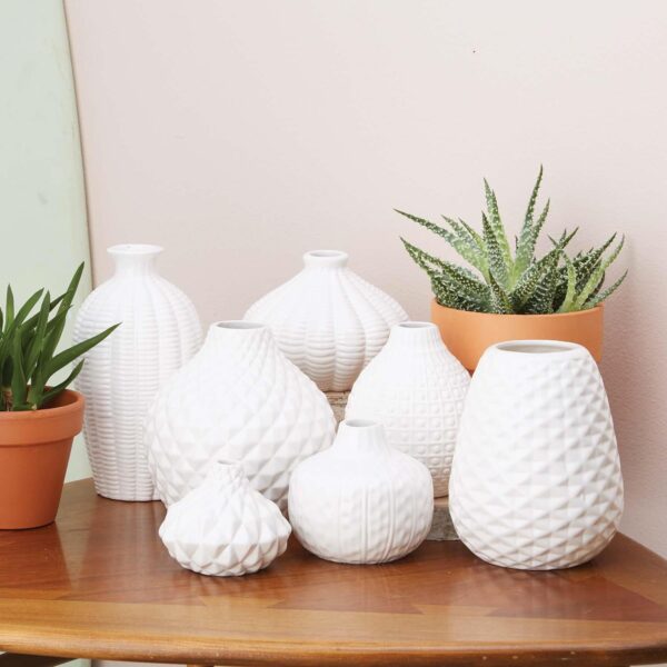 Artisan Carvings Bud Vases - Image 3